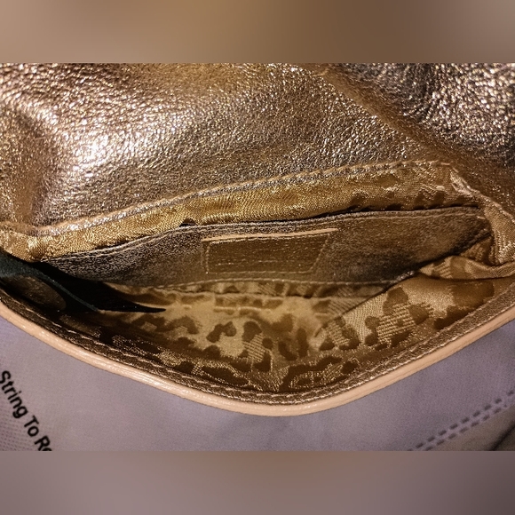 ROBERTO CAVALLI GOLD LEATHER MINI POCHETTE WRISTLET WALLET AUTHENTIC AND RARE! - Picture 7 of 13